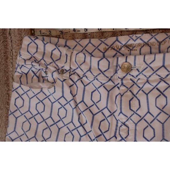 Chico's size 2 Jeans Women 4 Small Denim So Slimming Girlfriend Crop - Picture 7 of 14